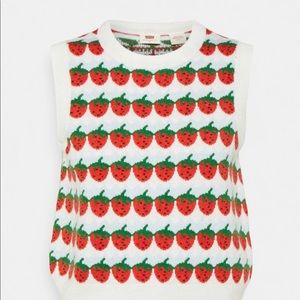 ISO Levi’s  knit strawberry 🍓 vest